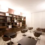 Eos Hotel