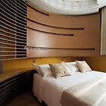 Eos Hotel