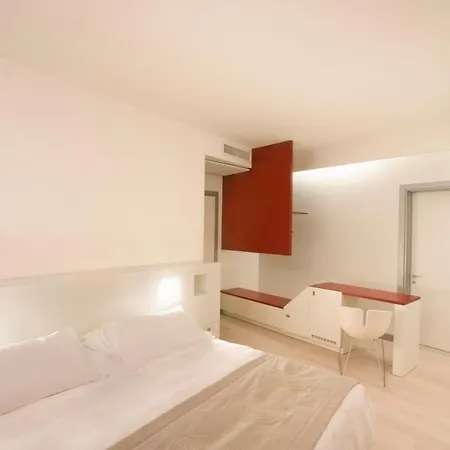Eos Lecce