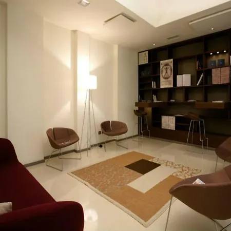 Hotel Eos 3*