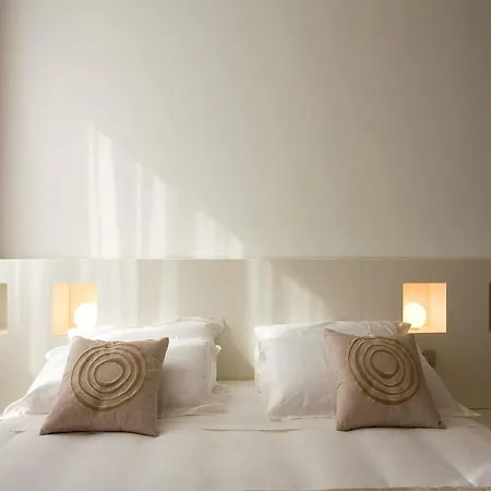 Hotel Eos 3*